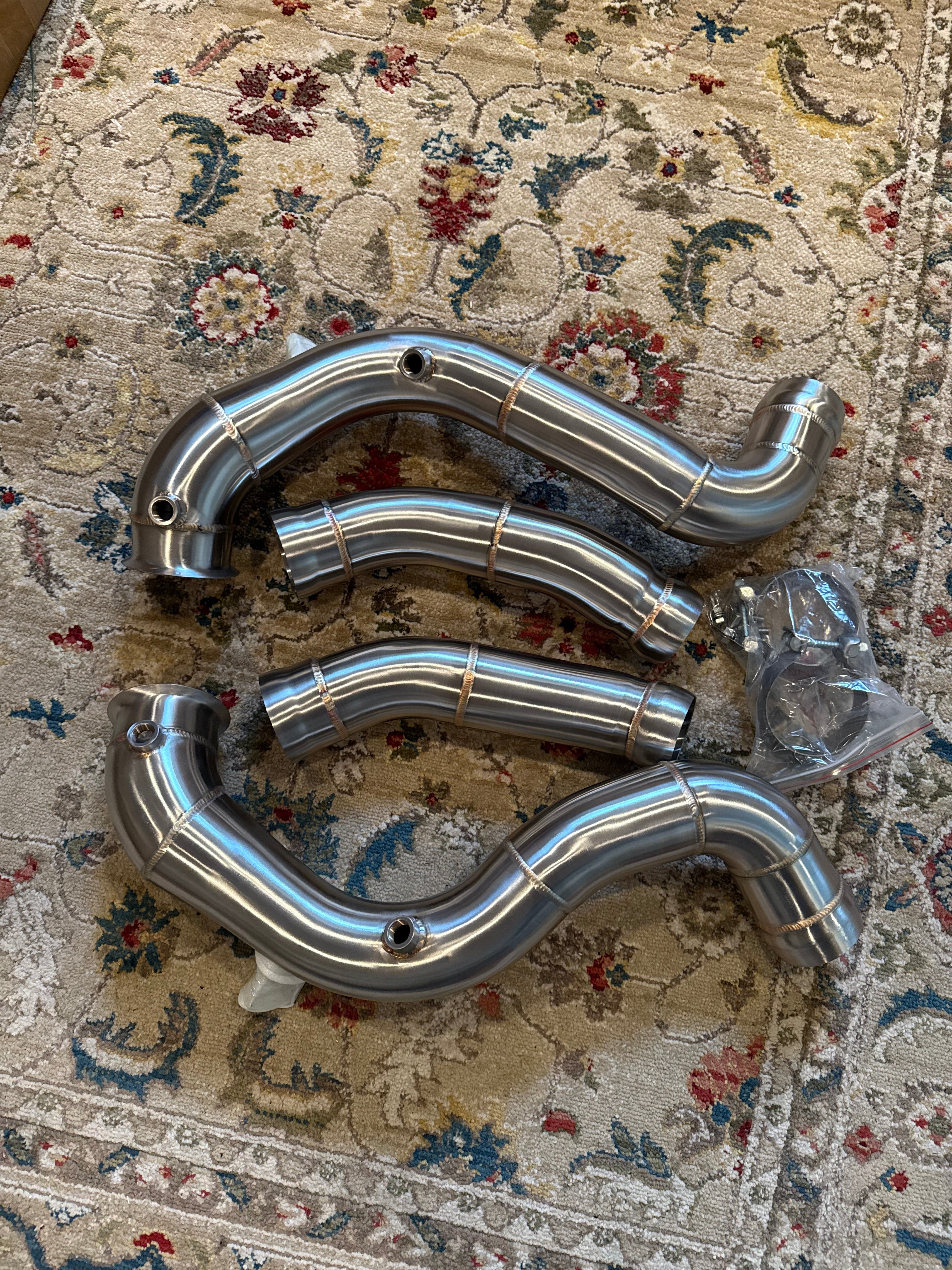 JCX M177 C63/C63S/GLC63/GLC63S/CLS63 ETC CATLESS DOWNPIPES